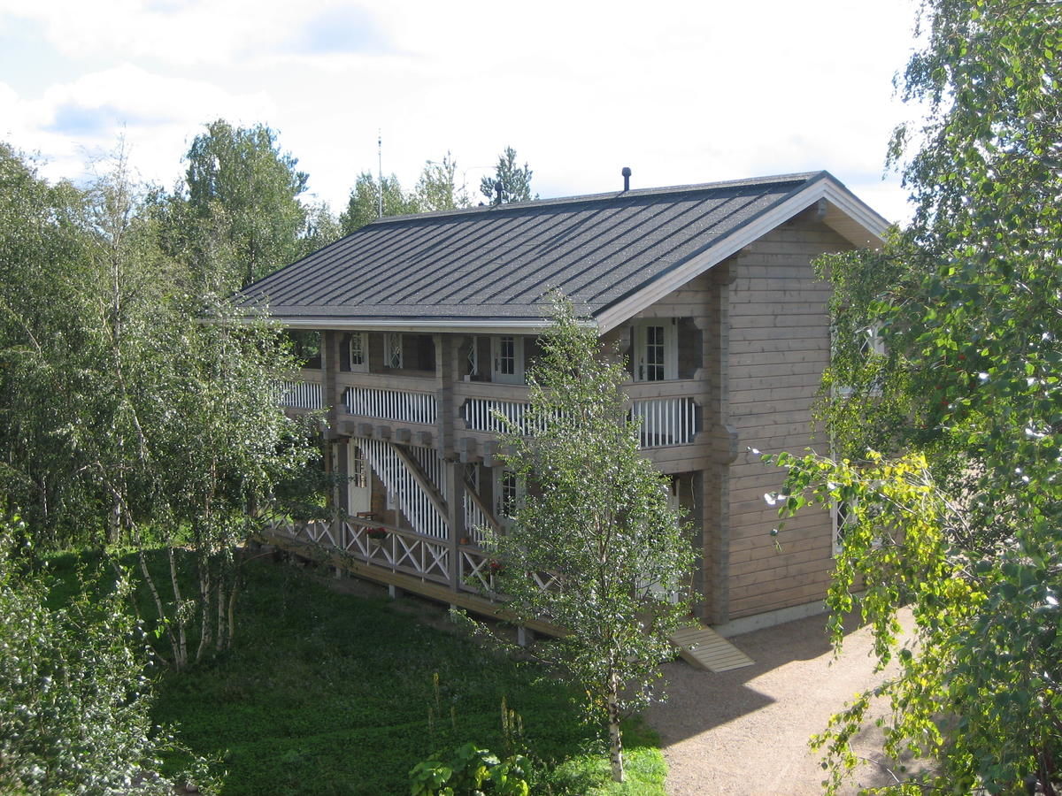 Отель Hotel Uitonniemi Кемиярви